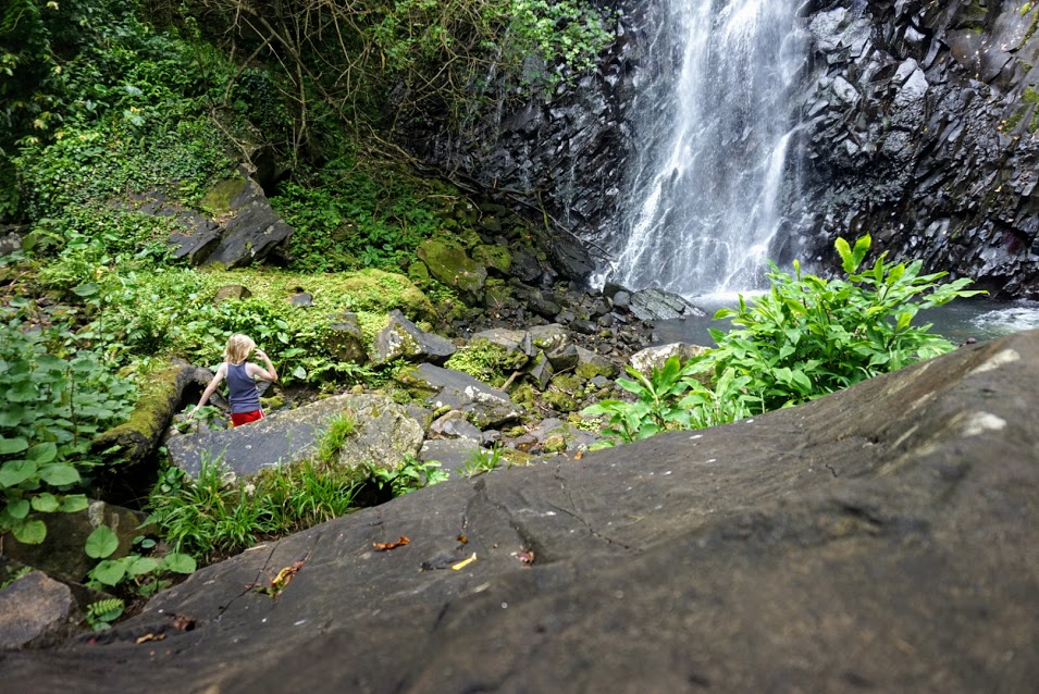 Climbing Down to Nu'uuli Falls